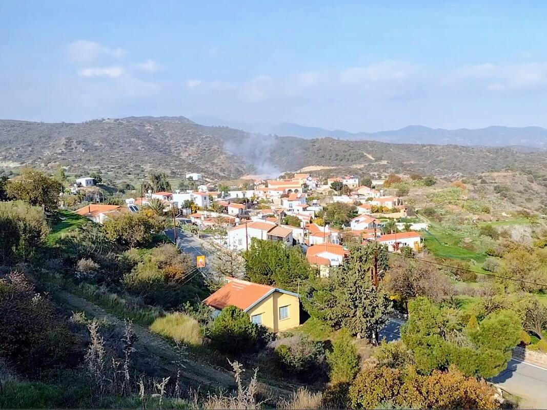vasa kellakiou village limassol